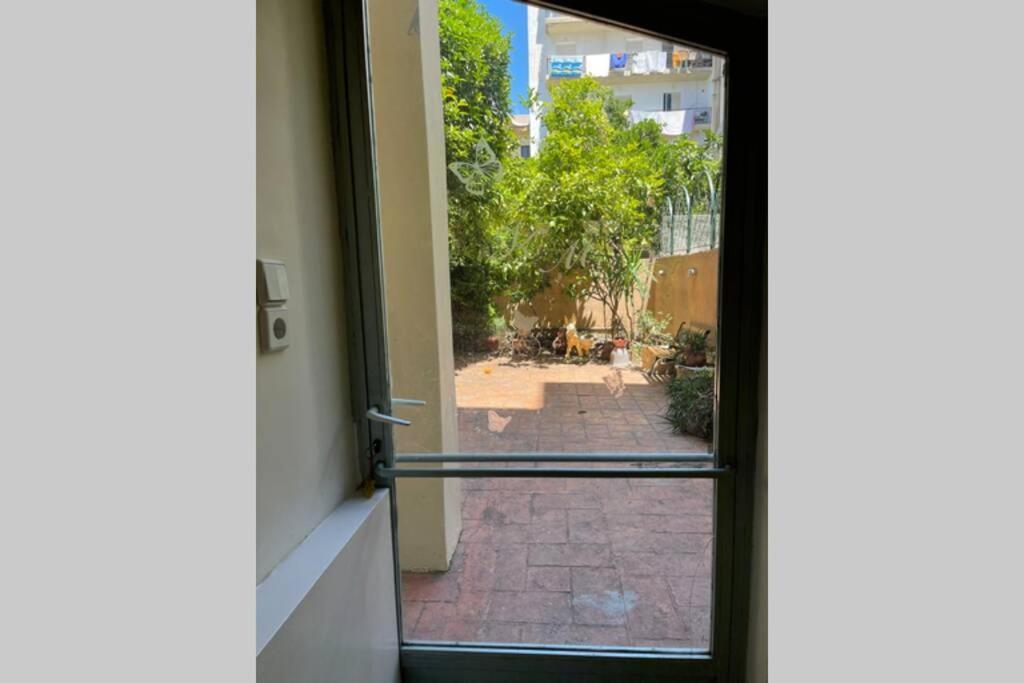 Studio Stay White Room Kalamata Exterior photo
